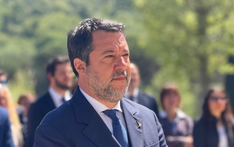 Piano Casa, Salvini: “Recupero di 60 mila alloggi in un anno”