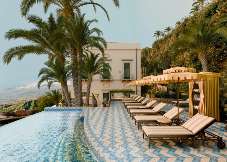 Taormina, la rinascita di Villa Timeo con 21 suite da sogno tra eredità siciliana e stile contemporaneo