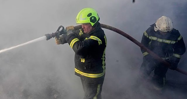 Ucraina, attacchi russi con bombe guidate uccidono ancora i civili