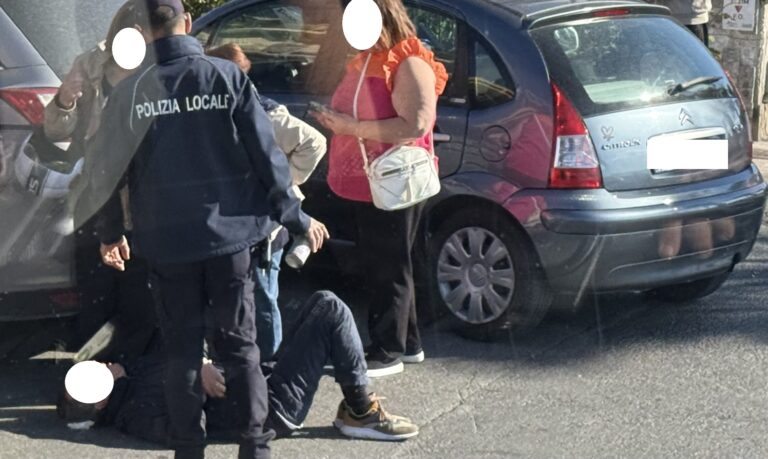 Naxos, incidente vicino al lungomare: paura per un centauro