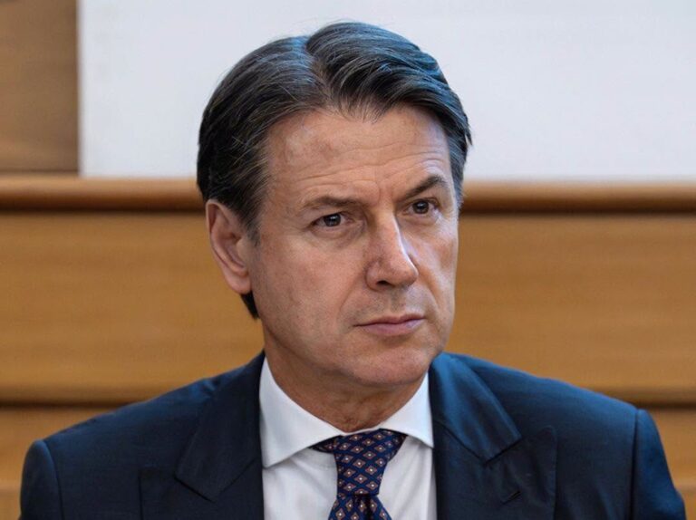 Conte: “Spazzerò via le bugie sul Covid”