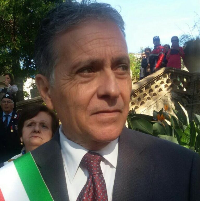 A. Raneri: “Sconfitta di ScN a Naxos per gli interventi di De Luca. Ora faccia autocritica. Il voto va rispettato”