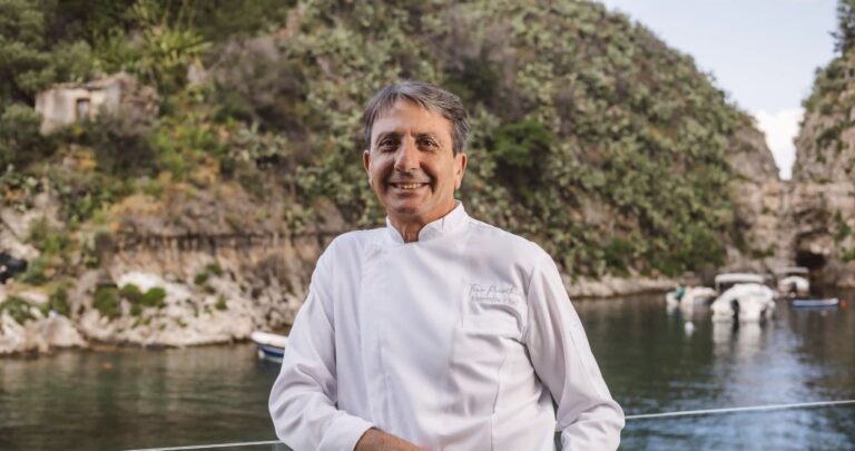 Flame, la nuova terrazza gourmet di Atlantis Bay a Taormina tra griglia, mare e sapori mediterranei