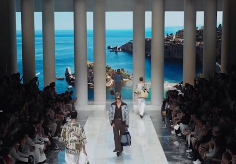 Dolce & Gabbana esalta Taormina, Isola Bella protagonista della campagna “Vacanze Siciliane” Dolce & Gabbana esalta Taormina, Isola Bella protagonista della campagna “Vacanze Siciliane”