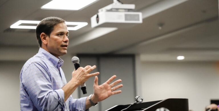 Iran, Rubio: “Siamo ancora in trattative con Teheran”