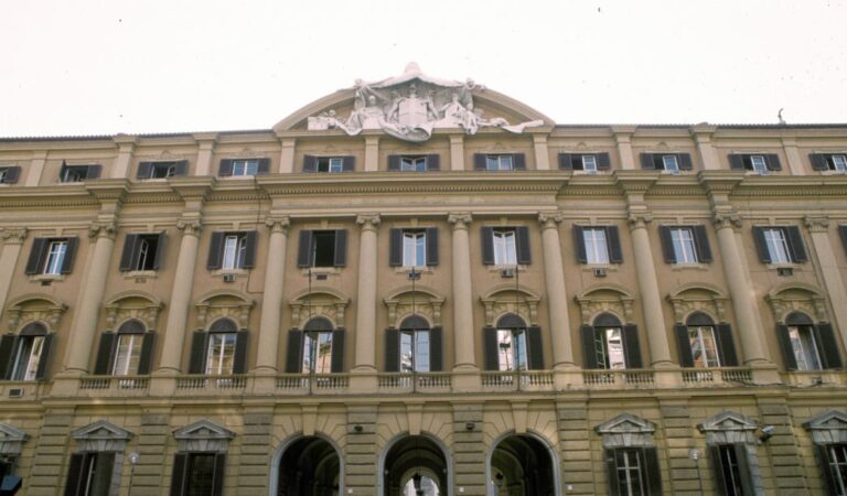 Conti pubblici, Mef: “A maggio fabbisogno di 14,7 miliardi”