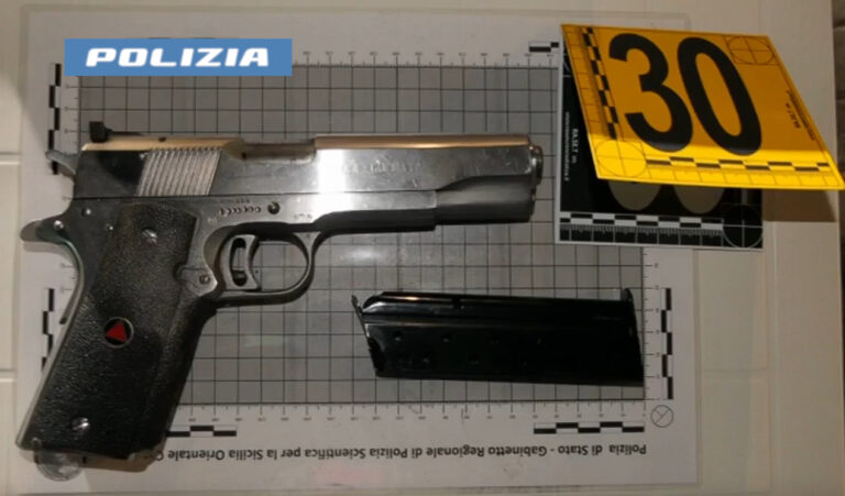 Tre minorenni feriti durante una sparatoria a Catania, un arresto Tre minorenni feriti durante una sparatoria a Catania, un arresto