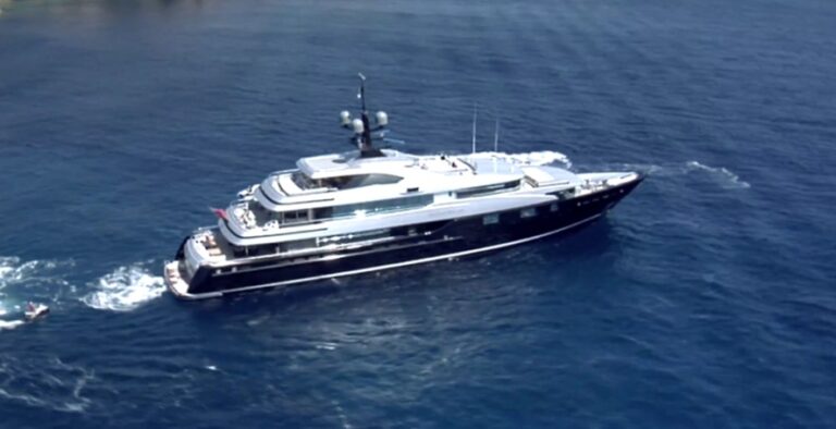 Lusso australiano a Taormina con il mega-yacht Slipstream di Jack Cowin