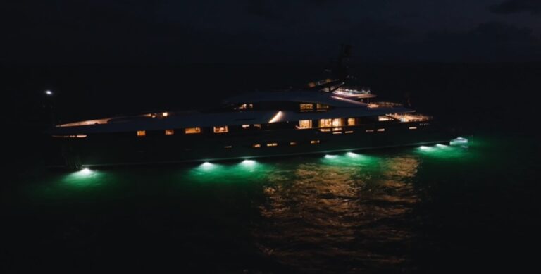 A Taormina il magnate Edwards con il superyacht Utopia da 100 milioni