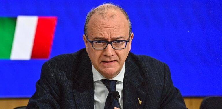 Valditara: “Senza la conoscenza dell’italiano tra i giovani stranieri si creano i futuri maranza”