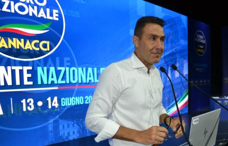 Vannacci: “Tutto sta andando secondo i piani. Per Meloni faccio un favore alla sinistra? Se vuole mi contatti”