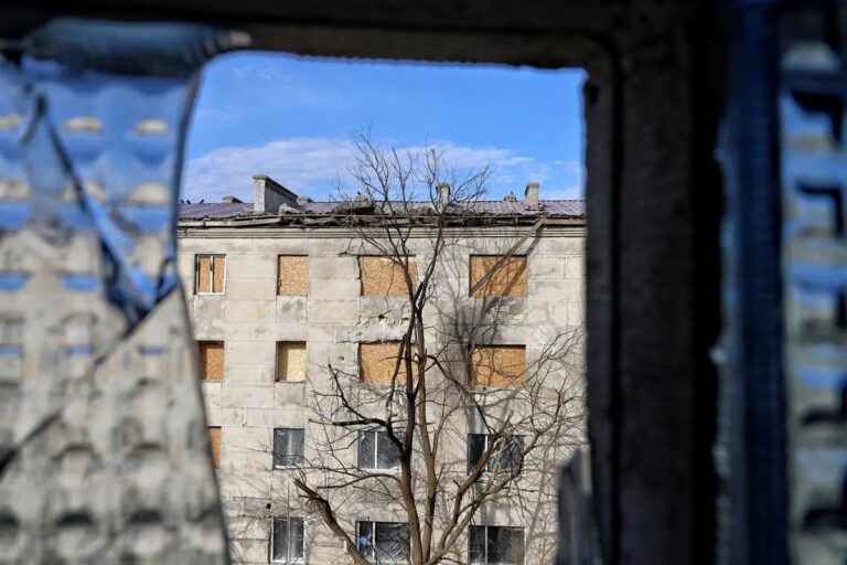 Attacchi ucraini contro una raffineria russa nel Krasnodar e contro il porto di Mariupol