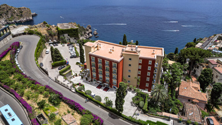 Taormina, Grand Hotel San Pietro apre la stagione 2026 nel segno di un restyling da 16 mln