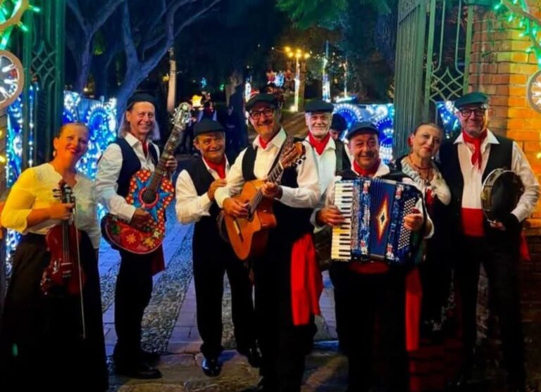 Evento DG a Taormina: applausi per i gruppi folk siciliani guidati dai Mizzica Mizzica