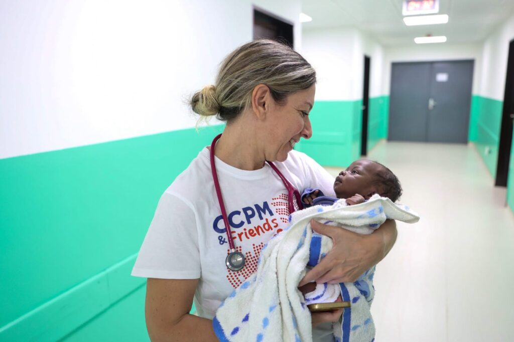 "Cuori Ribelli", missione in Camerun del Ccpm Taormina, operati 50 bambini 1 IMG 6213