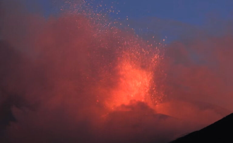 Etna, il racconto di Boris Behncke: “Lava inghiottita dal Cratere di Nord-Est come nel 1996”