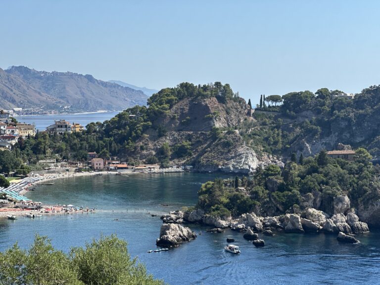 JFC, Taormina nella Top 20 delle mete balneari italiane più amate d’Italia JFC, Taormina nella Top 20 delle mete balneari italiane più amate d’Italia