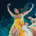 Jennifer Lopez a Taormina per DG TN24 11