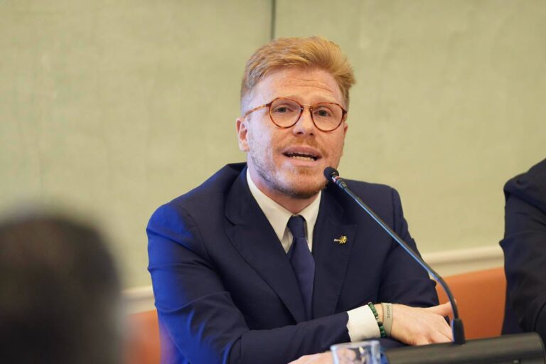 La Vardera: “Nessun passo indietro, con me la cuccagna finirà presto”