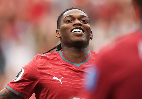 Il Fenerbahçe prepara l’assalto a Leao