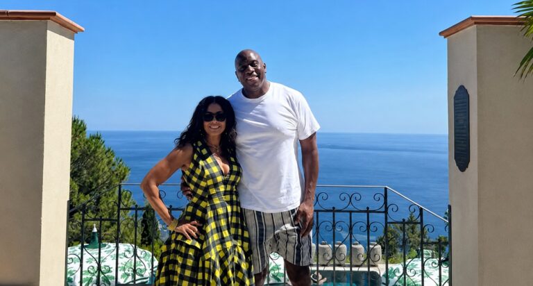 Magic Johnson mostra Taormina al mondo: “Qui è stato girato White Lotus”. (FOTO E VIDEO)