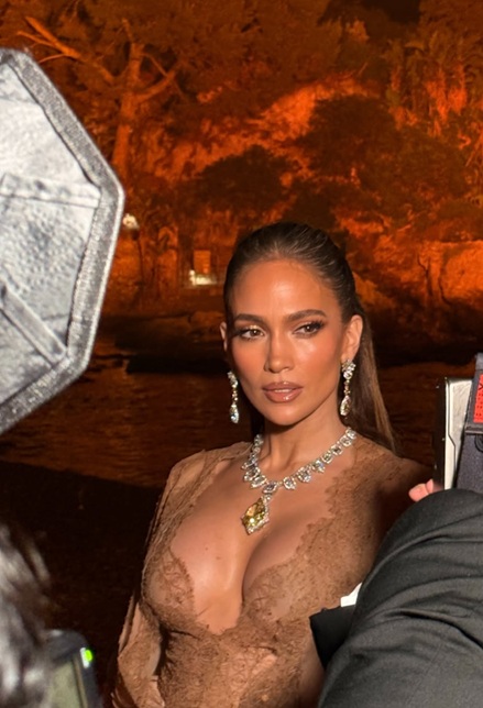 Parigi, Wimbledon e Taormina: l'album europeo di Jennifer Lopez fa il giro del mondo (FOTO) 2 jlo 03