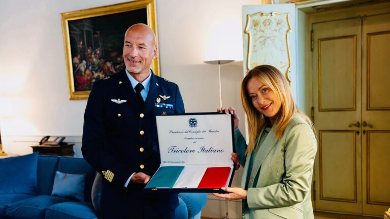 Meloni incontra Parmitano: “Missione emozionante”