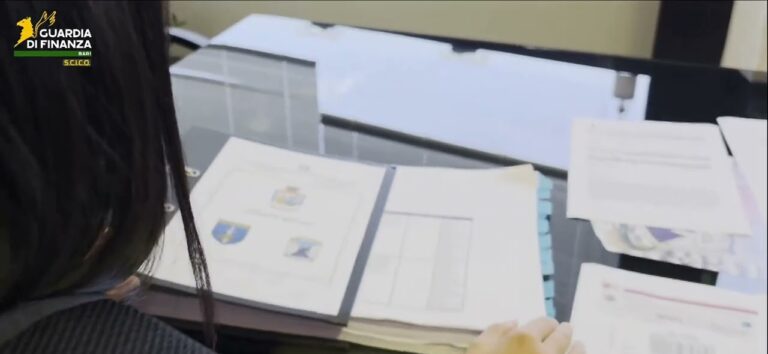 Mafia in videolottery: sequestri e arresti Mafia in videolottery: sequestri e arresti