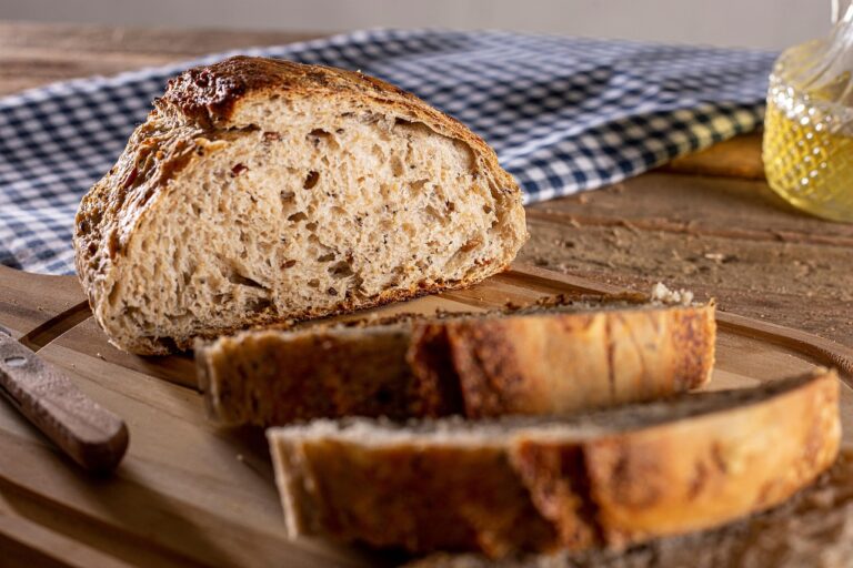 Il pane prodotto con lievito madre “okara” presenta caratteristiche nutrizionali migliori: la ricerca della Cattolica su Fermentation