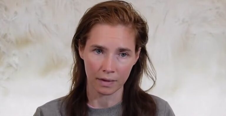 Amanda Knox porta il caso Meredith a teatro