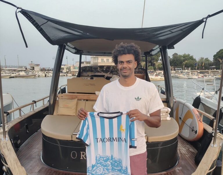 Renato Veiga a Taormina: vacanza in Sicilia per l’ex difensore della Juventus