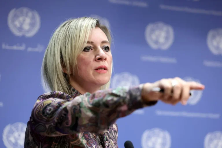Zakharova: “Londra, Parigi e Berlino responsabili degli attacchi ucraini contro la Russia”