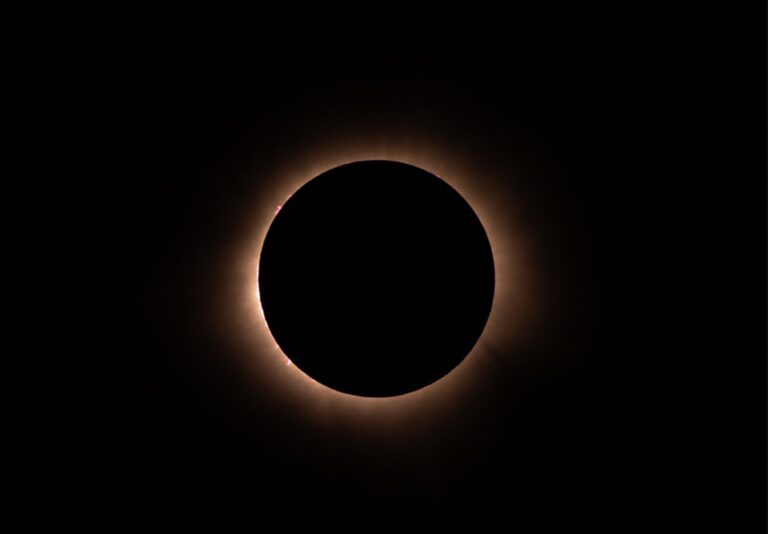 Eclissi di Sole il 12 agosto, da Taormina non sarà visibile