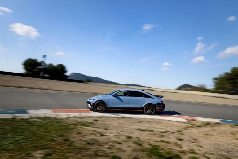 Hyundai apre ordini di Ioniq 6 N, prima berlina supersportiva 100% elettrica del brand