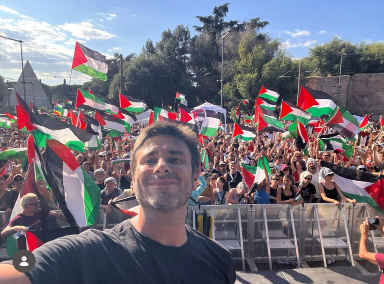 Di Battista dopo il malore a Cuba: “Oggi mi sento meglio”. Il rientro in Italia il 4 settembre