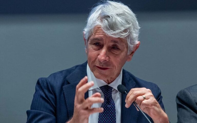Abodi: “Con il servizio civile cresce la partecipazione civica dei giovani” Abodi: “Con il servizio civile cresce la partecipazione civica dei giovani”