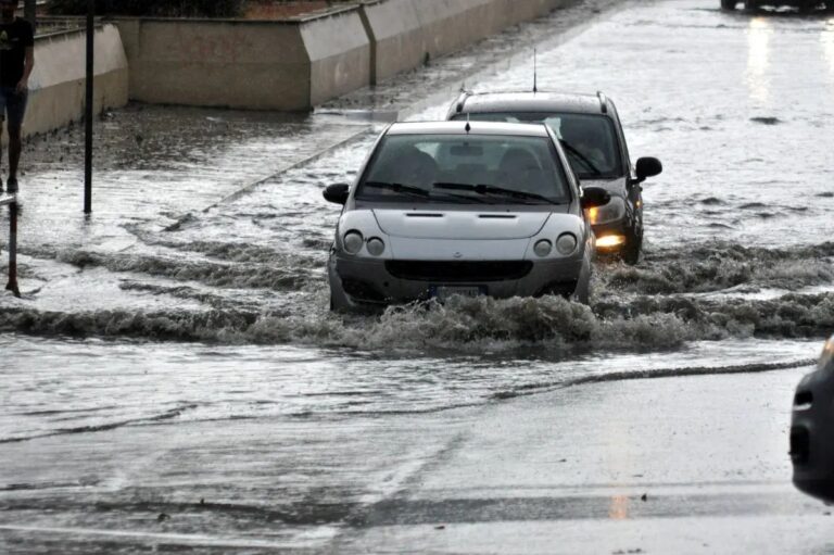 Forte temporale a Palermo, disagi e allagamenti