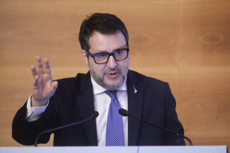 Salvini: “Elezioni a fine legislatura. Ingerenze russe? Più preoccupato per quelle di Bruxelles”