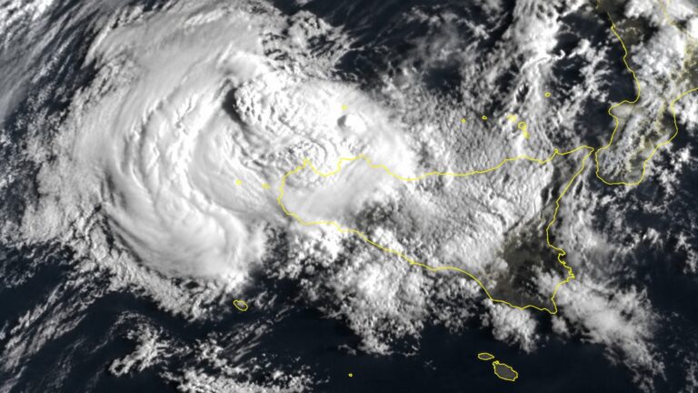 Meteo Sicilia, arriva il maltempo. L’esperto: “Temporali di calore forti, dopo Harry serve prevenzione”