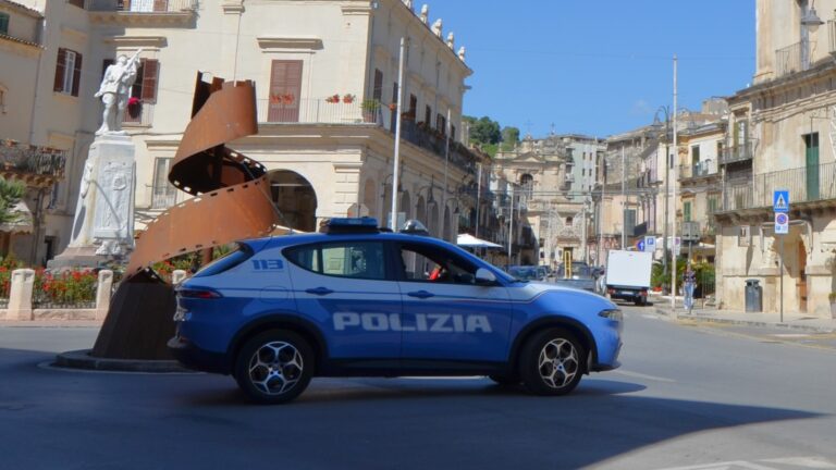 A Modica arrestato un uomo, armato di coltello, per violenza e resistenza a Pubblico Ufficiale