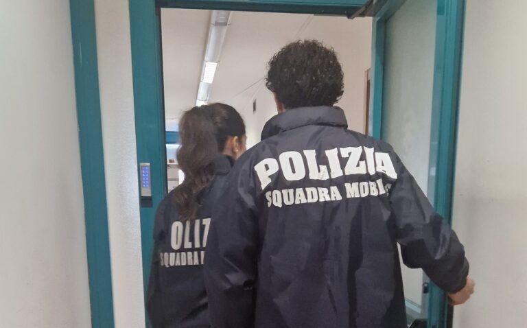 Truffa del finto Finanziere: in manette una donna, recuperata l’intera refurtiva