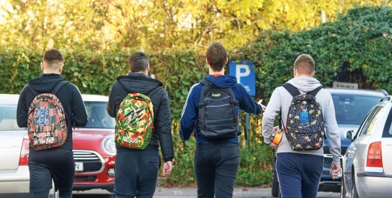 Il 23% degli studenti minorenni nel 2025 ha assunto almeno una droga